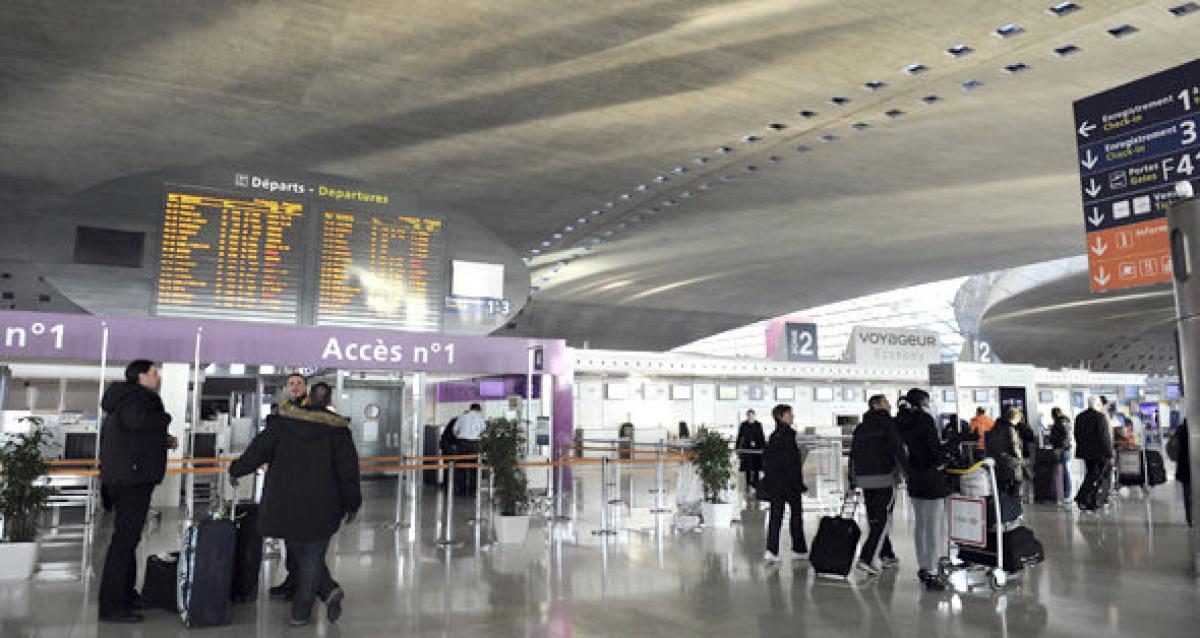 Paris airport evacuated after gunshots fired